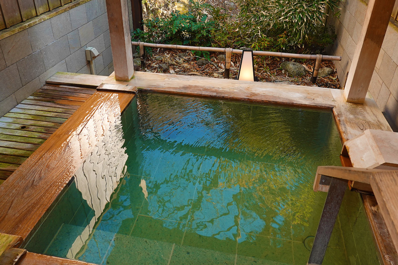 塩の湯温泉 蓮月