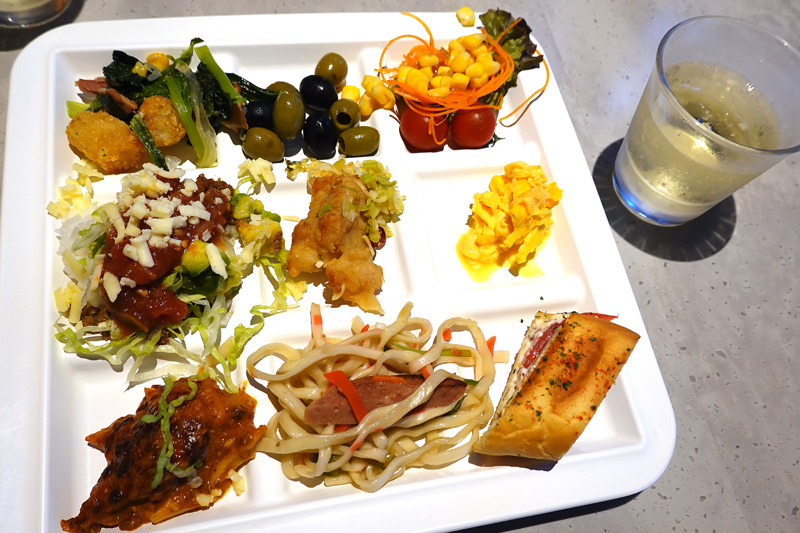 カフーリゾートフチャク コンド・ホテル　Wine & Dining The Orange