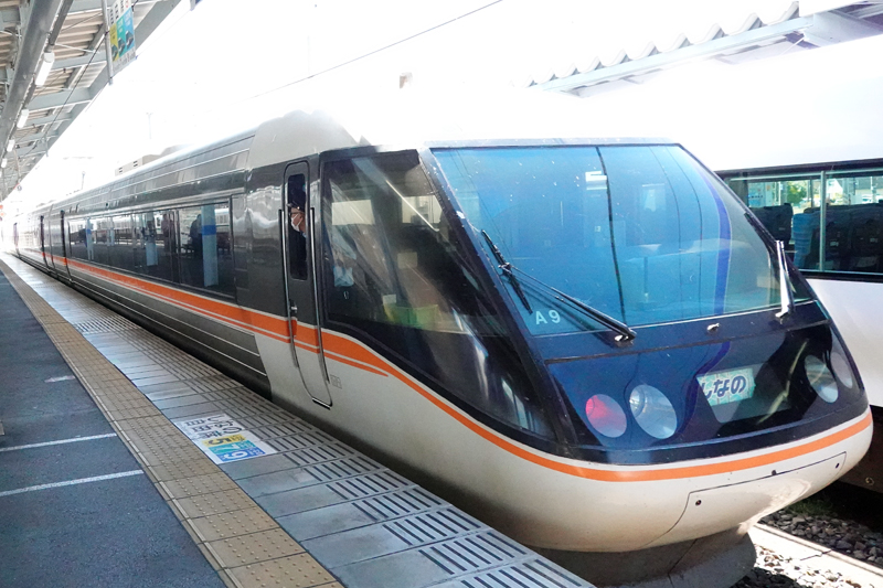 特急 しなの8号