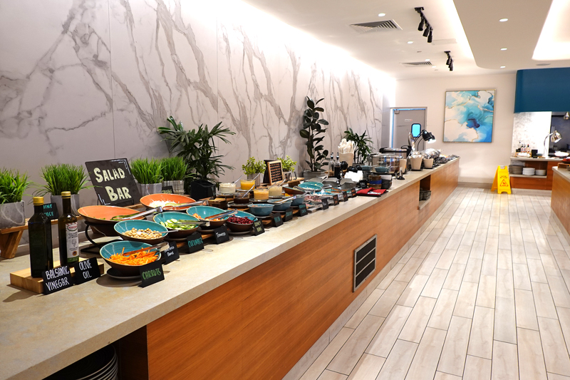 クラウンプラザリゾートグアム「ザ・テラス」の朝食ビュッフェ