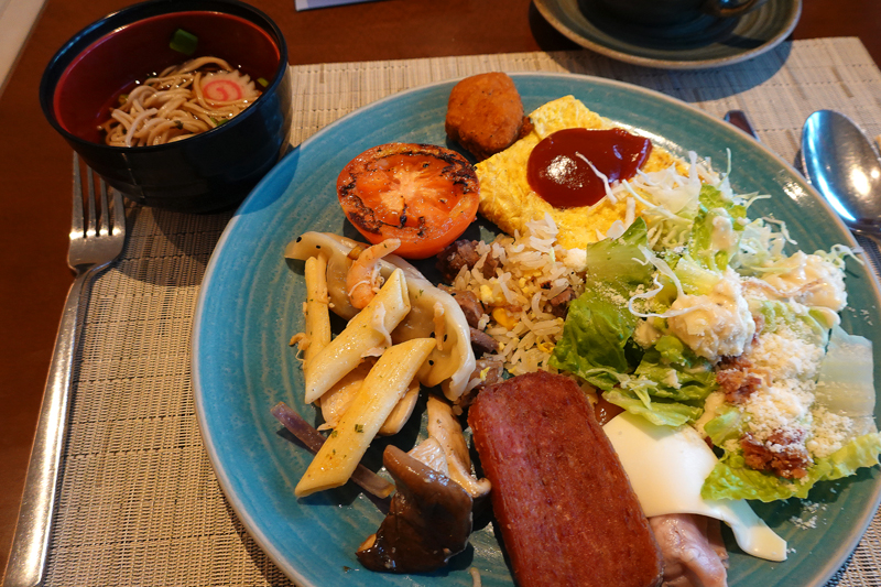 クラウンプラザリゾートグアム「ザ・テラス」の朝食ビュッフェ