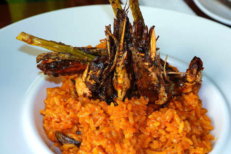 プロアで提供されるチャモロ料理