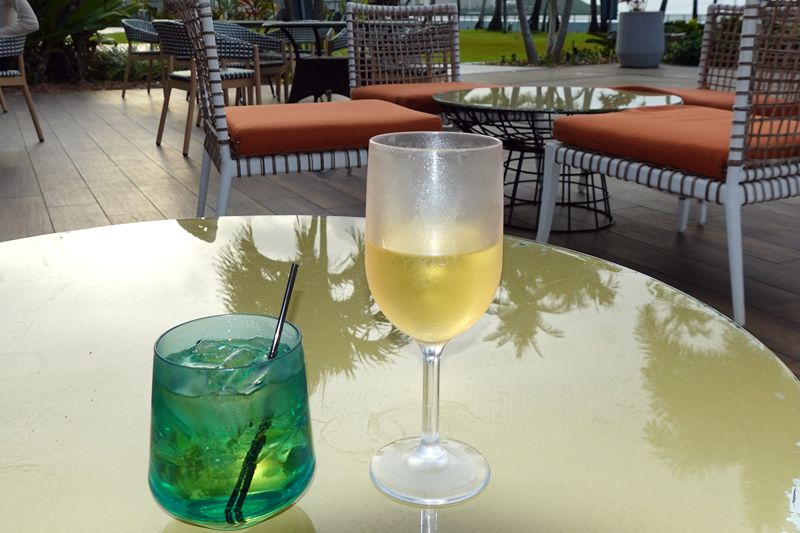 クラブエクスペリエンスで楽しむイブニングカクテル

