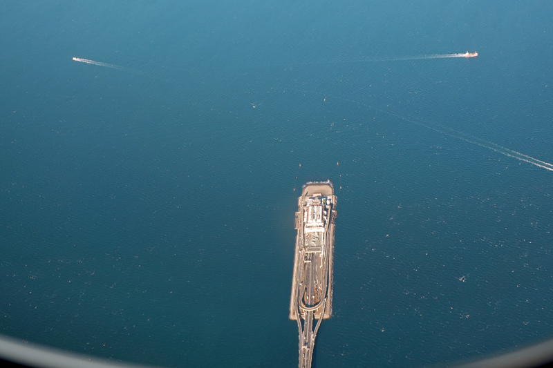 上空から見た海ほたる