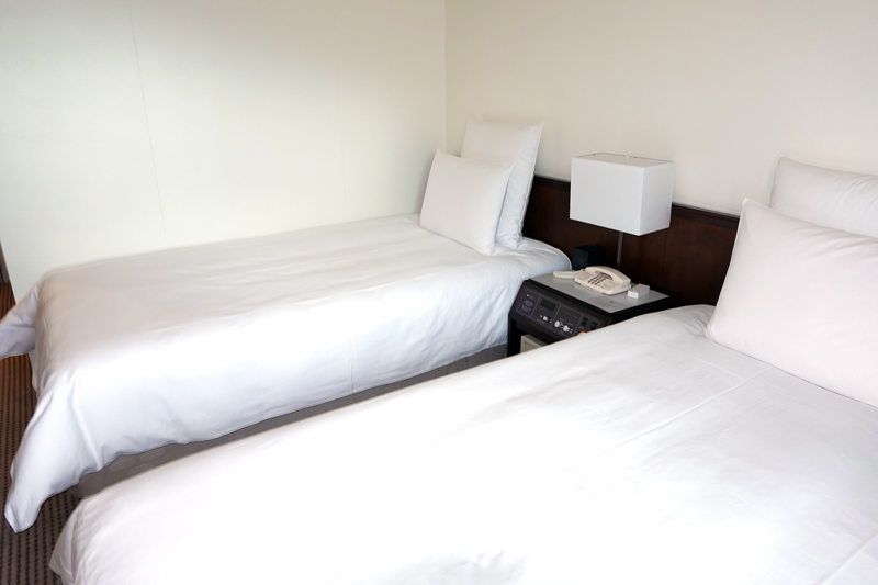 ANAクラウンプラザホテル神戸のツインルームの室内